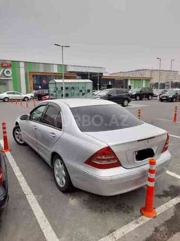 Mercedes C 200 2000, 242,000 km - 2.0 l - Bakı