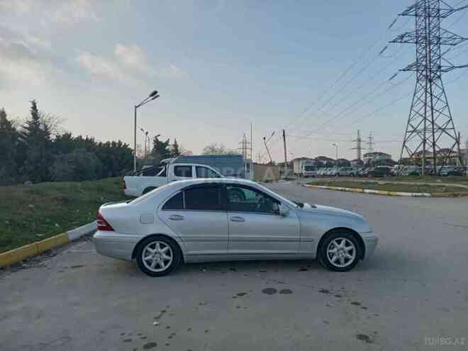 Mercedes C 200 2000, 242,000 km - 2.0 l - Bakı