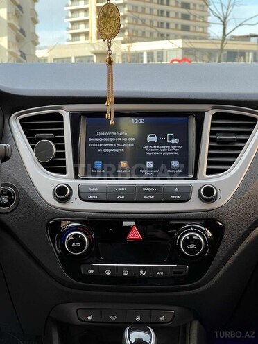 Hyundai Accent 2019, 53,600 km - 1.6 l - Bakı
