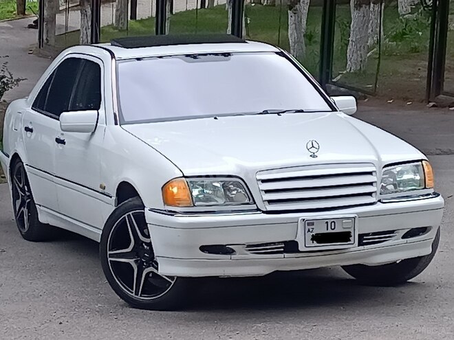 Mercedes C 220 1995, 265,895 km - 2.2 л - Bakı