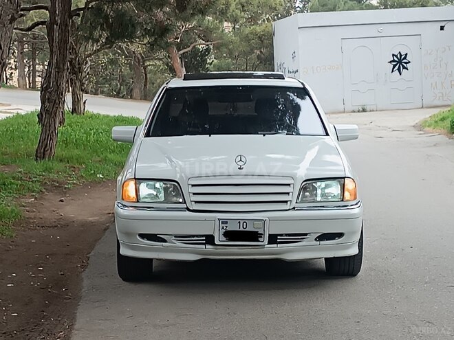 Mercedes C 220 1995, 265,895 km - 2.2 л - Bakı