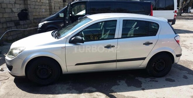 Opel Astra 2005, 299,000 km - 1.4 l - Bakı