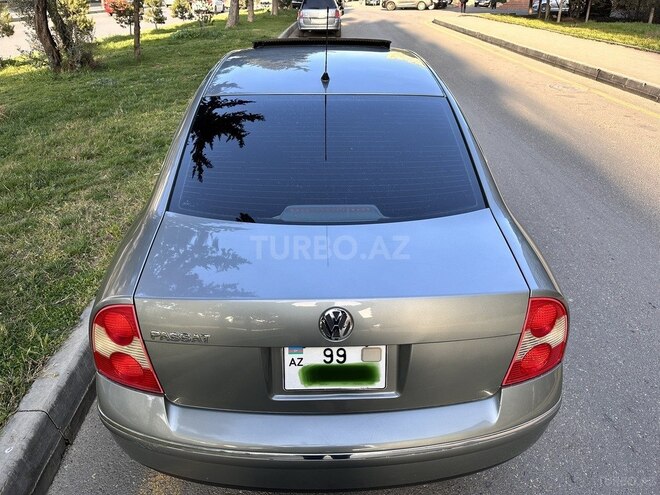 Volkswagen Passat 2004, 218,000 km - 1.8 l - Bakı