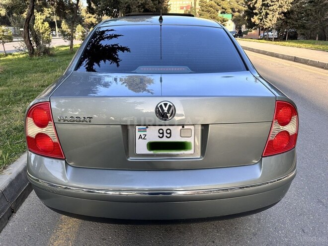 Volkswagen Passat 2004, 218,000 km - 1.8 l - Bakı