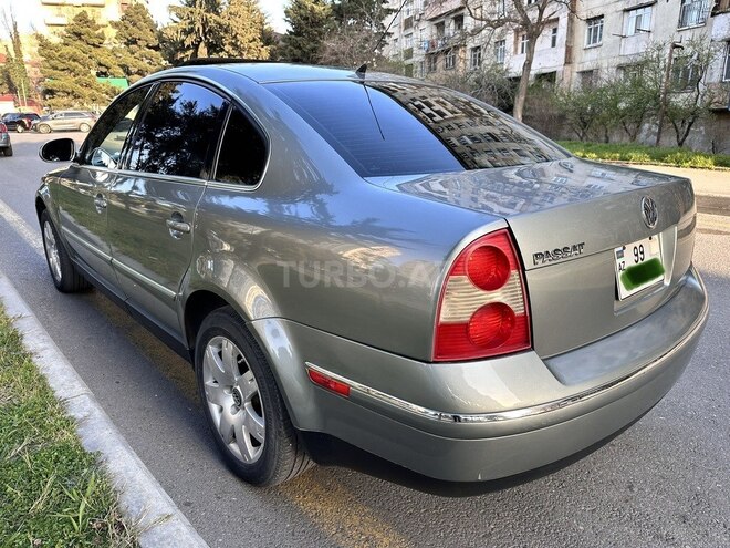 Volkswagen Passat 2004, 218,000 km - 1.8 l - Bakı