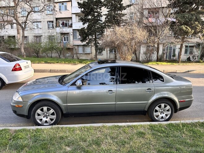 Volkswagen Passat 2004, 218,000 km - 1.8 l - Bakı