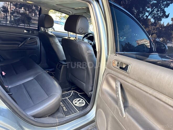 Volkswagen Passat 2004, 218,000 km - 1.8 l - Bakı