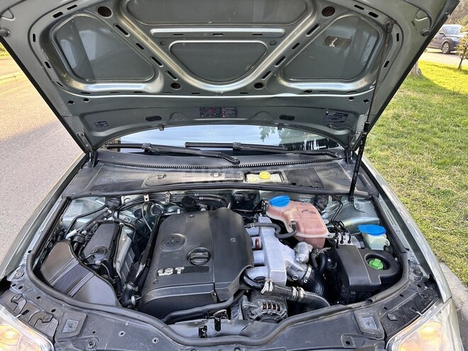 Volkswagen Passat 2004, 218,000 km - 1.8 l - Bakı
