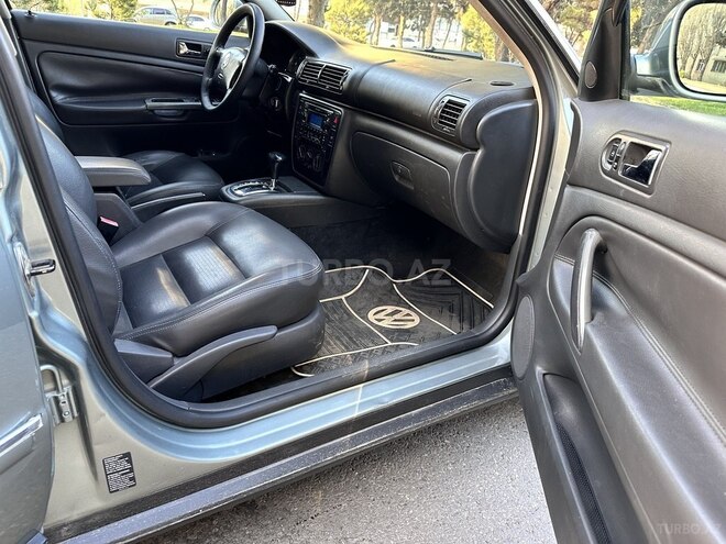 Volkswagen Passat 2004, 218,000 km - 1.8 l - Bakı