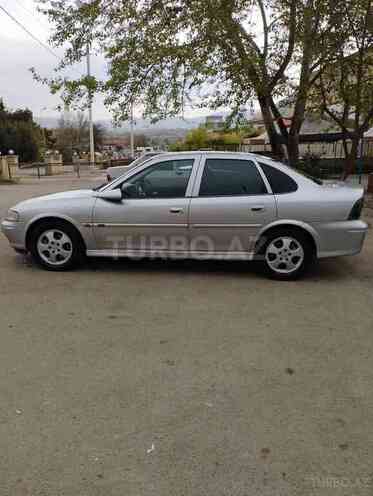 Opel Vectra 2000, 352,253 km - 1.6 l - Qazax