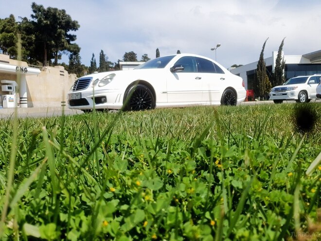 Mercedes E 280 2005, 273,000 km - 3.0 l - Bakı