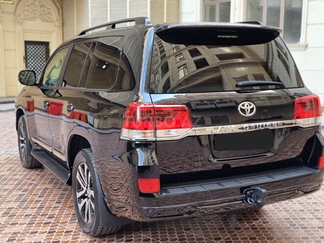 Toyota Land Cruiser 2019, 92,000 km - 4.0 l - Bakı