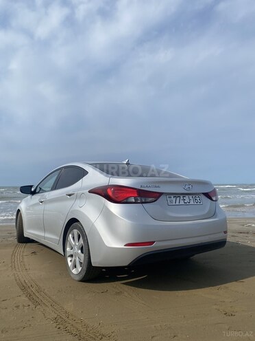 Hyundai Elantra 2015, 260,000 km - 1.8 l - Bakı
