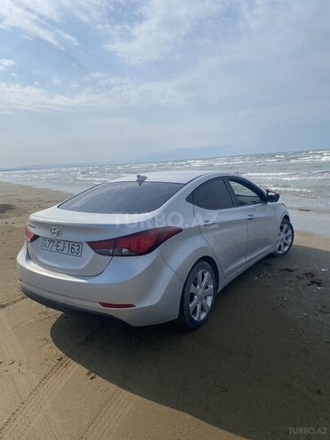 Hyundai Elantra 2015, 260,000 km - 1.8 l - Bakı