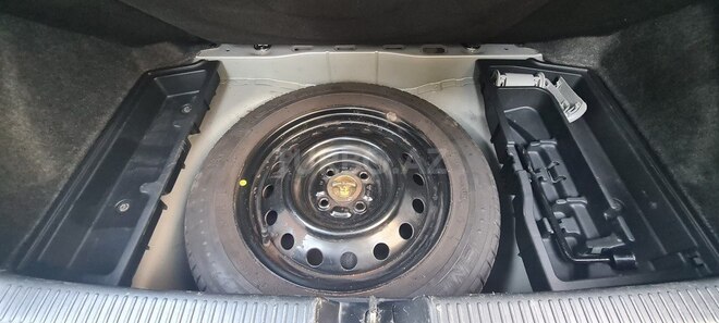 Toyota Corolla 2005, 217,000 km - 1.4 l - Bakı