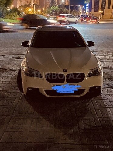 BMW 520 2013, 215,000 km - 2.0 л - Bakı