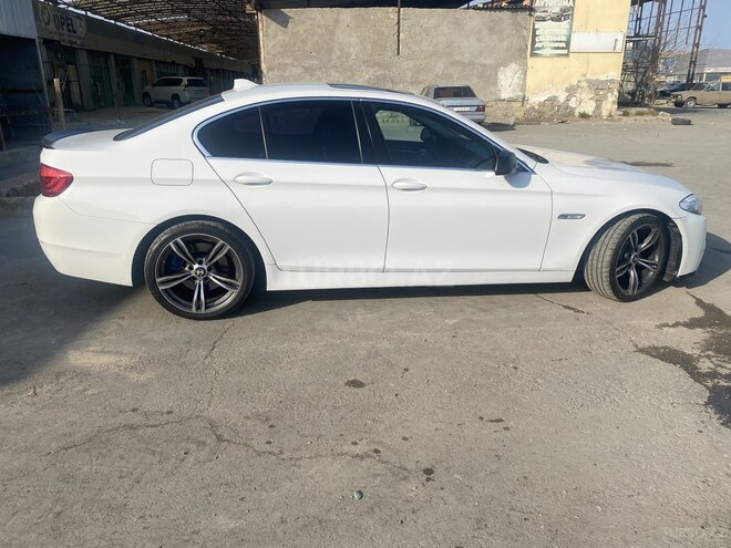 BMW 520 2013, 215,000 km - 2.0 л - Bakı