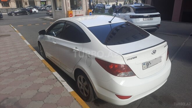 Hyundai Accent 2012, 246,000 km - 1.4 л - Bakı