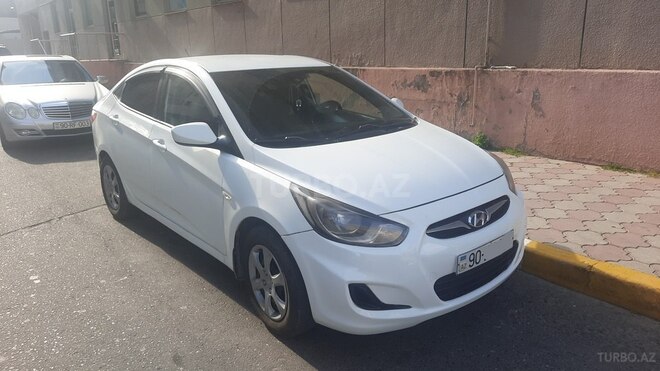 Hyundai Accent 2012, 246,000 km - 1.4 л - Bakı