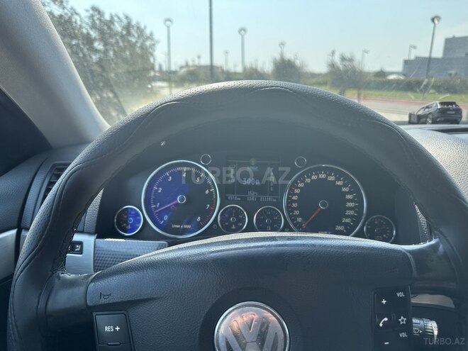 Volkswagen Touareg 2006, 210,000 km - 3.6 l - Bakı
