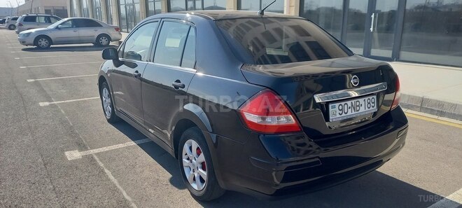 Nissan Tiida 2010, 220,000 km - 1.6 л - Sumqayıt