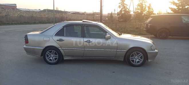 Mercedes C 230 1999, 197,000 km - 2.3 l - Bakı