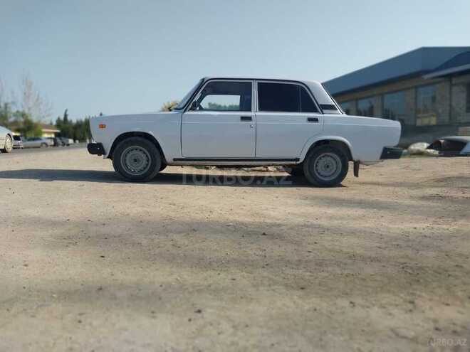 LADA (VAZ) 2107 2007, 94,180 km - 1.6 l - Salyan