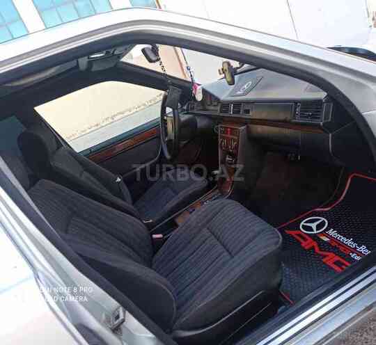 Mercedes E 200 1991, 248,210 km - 2.0 l - Bakı