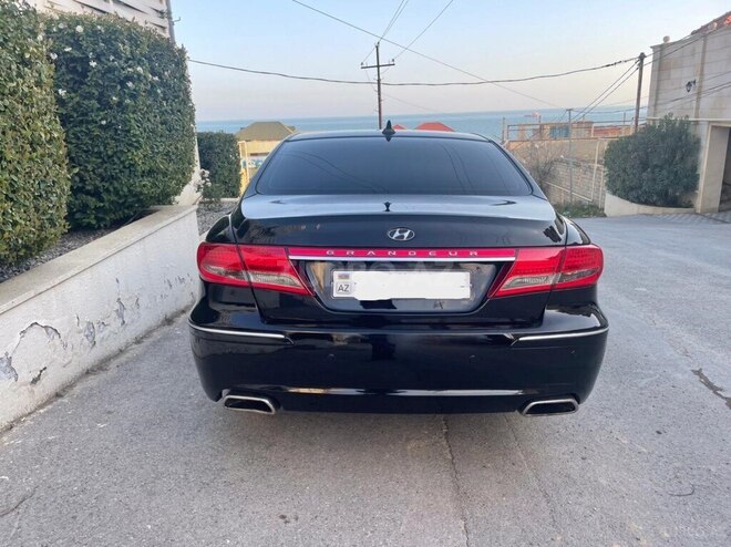 Hyundai Grandeur 2010, 240,000 km - 2.7 l - Bakı