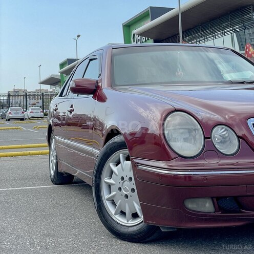 Mercedes E 270 2000, 493,000 km - 2.7 l - Bakı