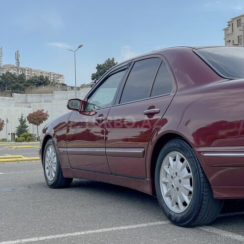 Mercedes E 270 2000, 493,000 km - 2.7 l - Bakı