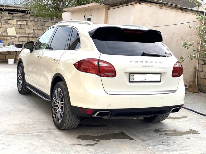 Porsche Cayenne 2011, 99,488 km - 3.6 л - Bakı
