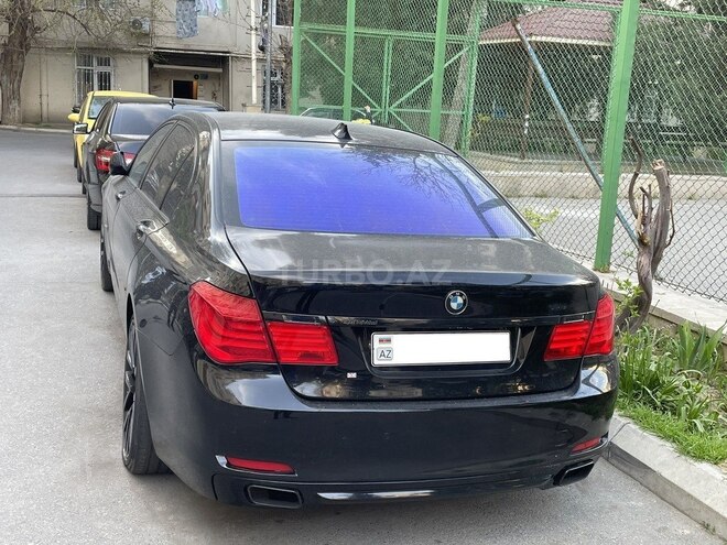 BMW 740 2010, 236,000 km - 3.0 л - Bakı