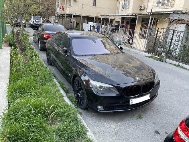 BMW 740 2010, 236,000 km - 3.0 л - Bakı