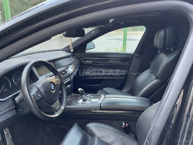 BMW 740 2010, 236,000 km - 3.0 л - Bakı