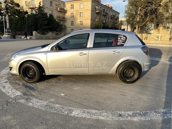 Opel Astra 2009, 345,000 km - 1.3 l - Bakı