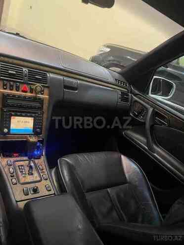 Mercedes E 320 1999, 274,000 km - 3.2 l - Şəmkir