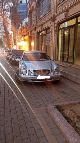 Mercedes CLK 200 2000, 325,000 km - 2.0 л - Gəncə