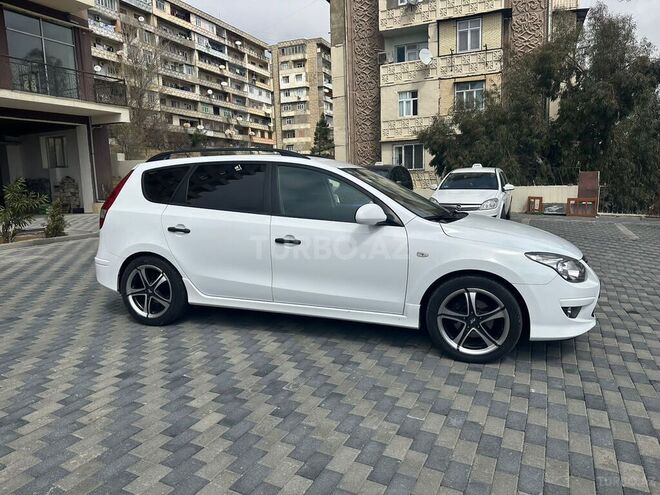 Hyundai i30 2010, 182,000 km - 1.6 l - Bakı