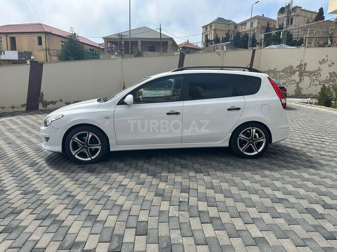 Hyundai i30 2010, 182,000 km - 1.6 l - Bakı