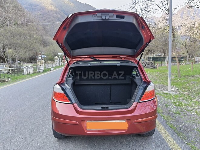 Opel Astra 2006, 135,000 km - 1.4 l - Zaqatala