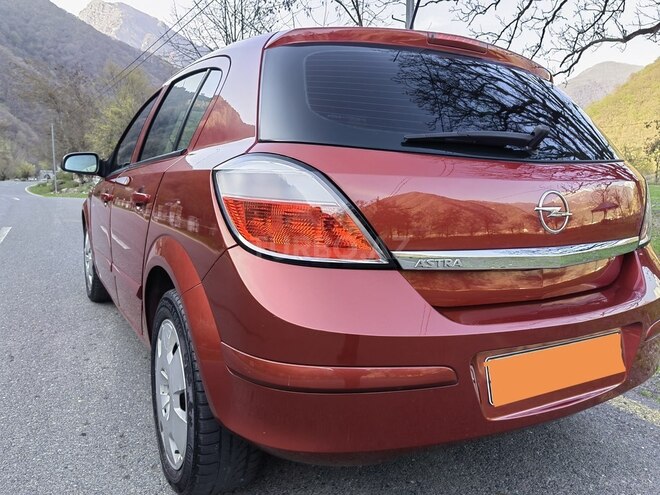 Opel Astra 2006, 135,000 km - 1.4 l - Zaqatala