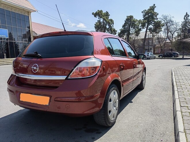 Opel Astra 2006, 135,000 km - 1.4 l - Zaqatala