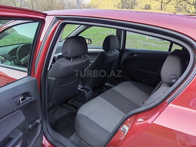 Opel Astra 2006, 135,000 km - 1.4 l - Zaqatala