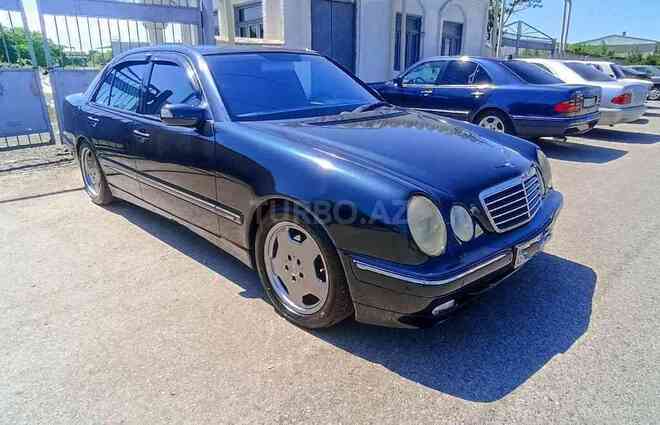 Mercedes E 280 1999, 290,000 km - 2.8 l - Quba