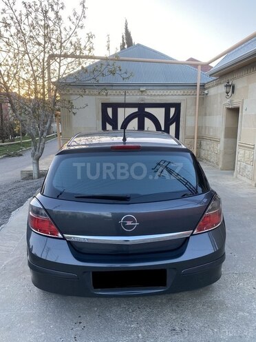 Opel Astra 2010, 208,000 km - 1.4 l - Bakı