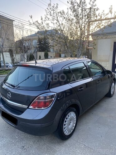 Opel Astra 2010, 208,000 km - 1.4 l - Bakı