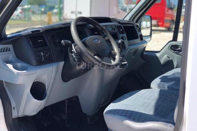 Ford Transit 2009, 210,000 km - 2.4 l - Bakı