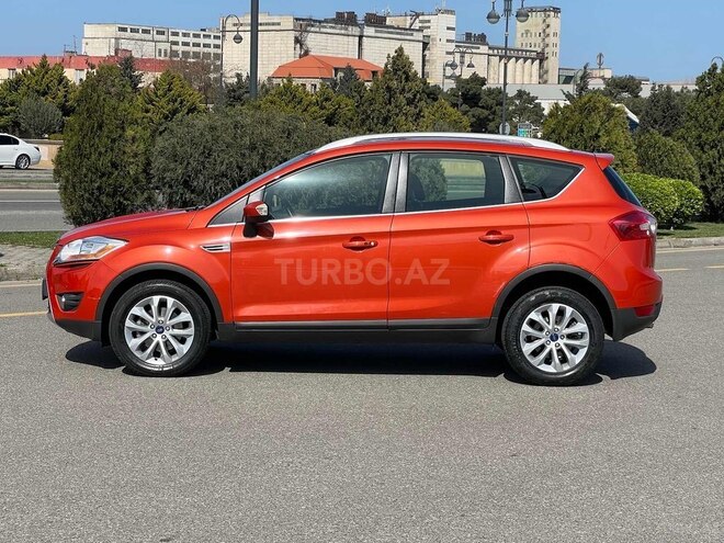 Ford Kuga 2011, 28,000 km - 2.5 l - Bakı
