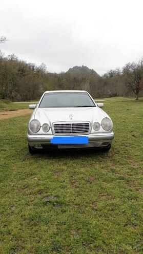 Mercedes E 280 1997, 204,200 km - 2.8 л - Bakı
